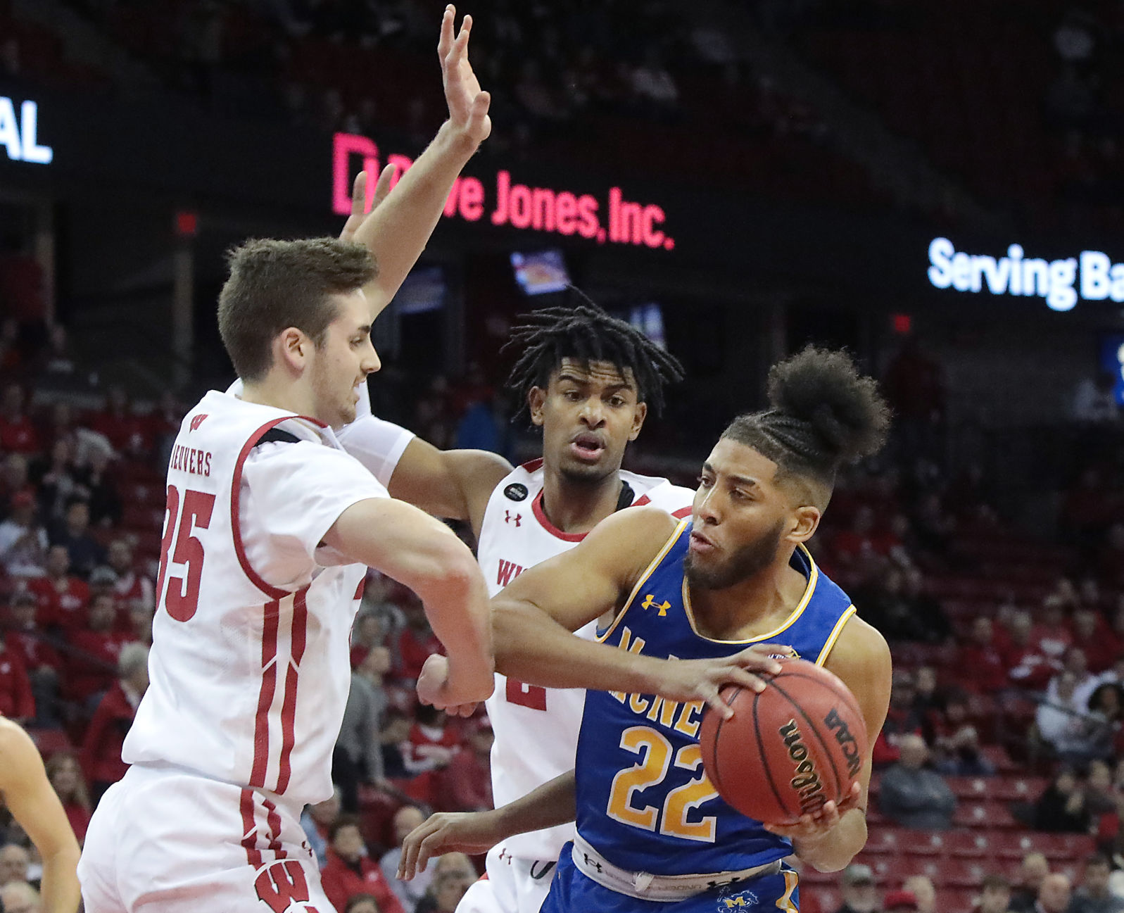Badgers 83, Cowboys 63